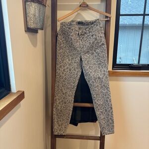 Most Wanted Silver Jeans Cheetah Print